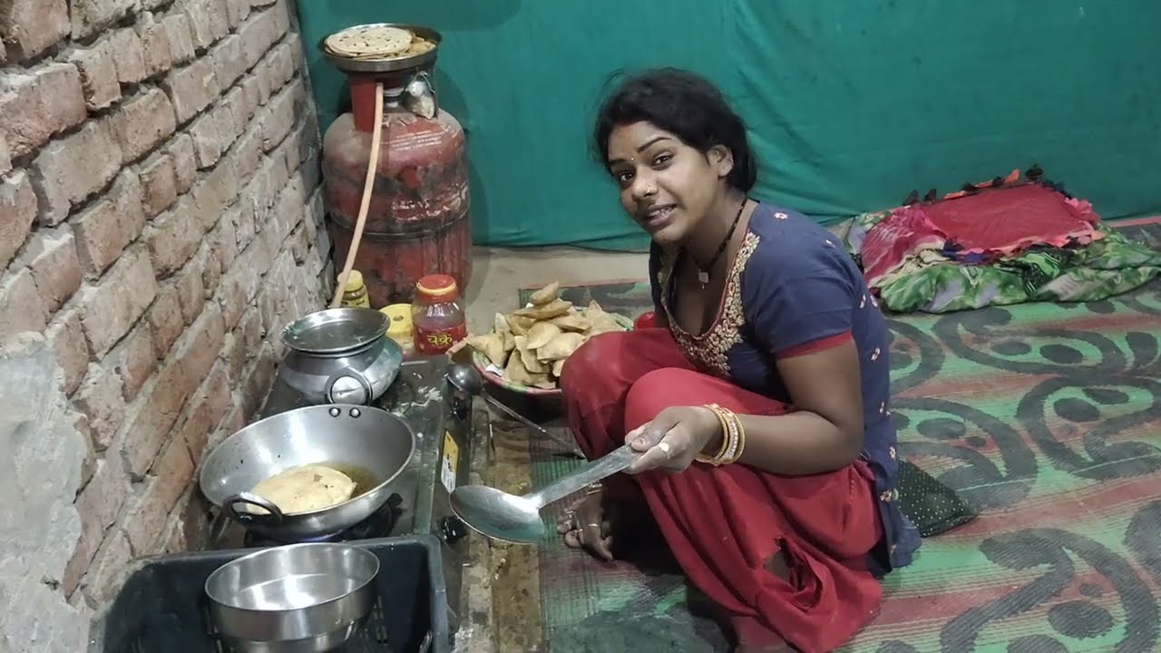 मेरी बीवी ने बनाया पूड़ी सब्जी - मालती चौहान