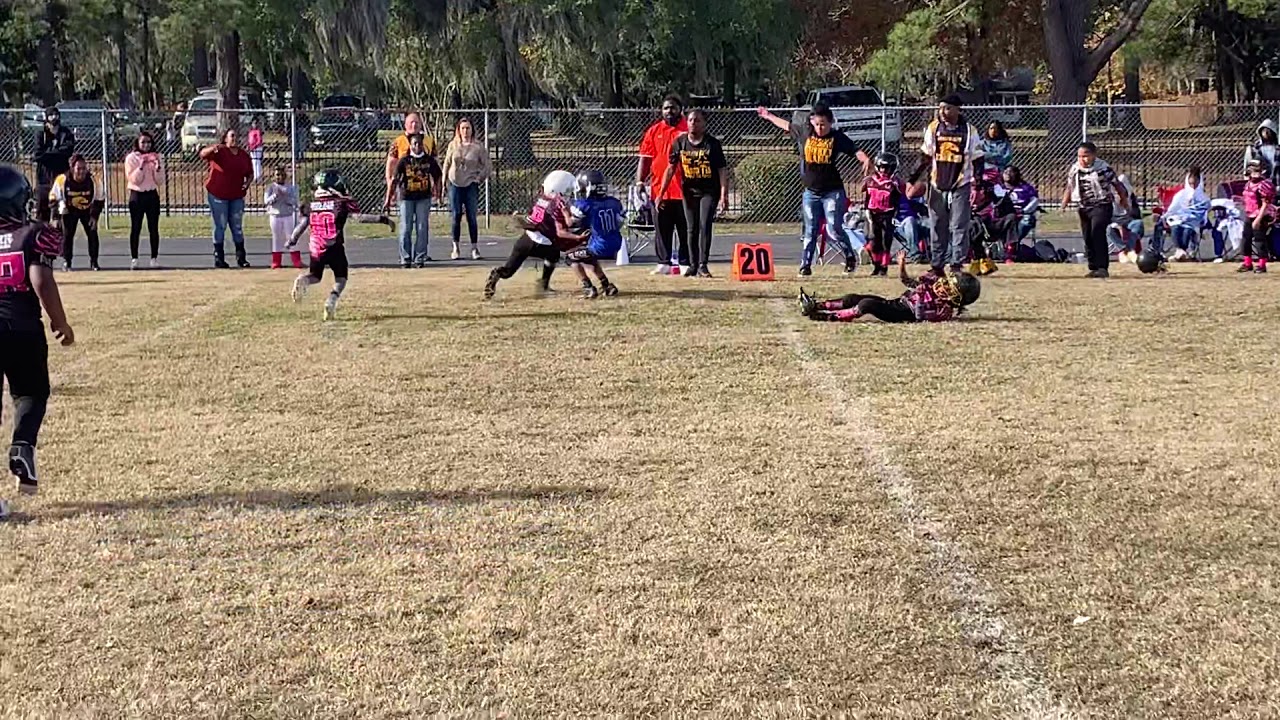 6u Carolina Elite Panthers switching sides to get in the end zone in OT