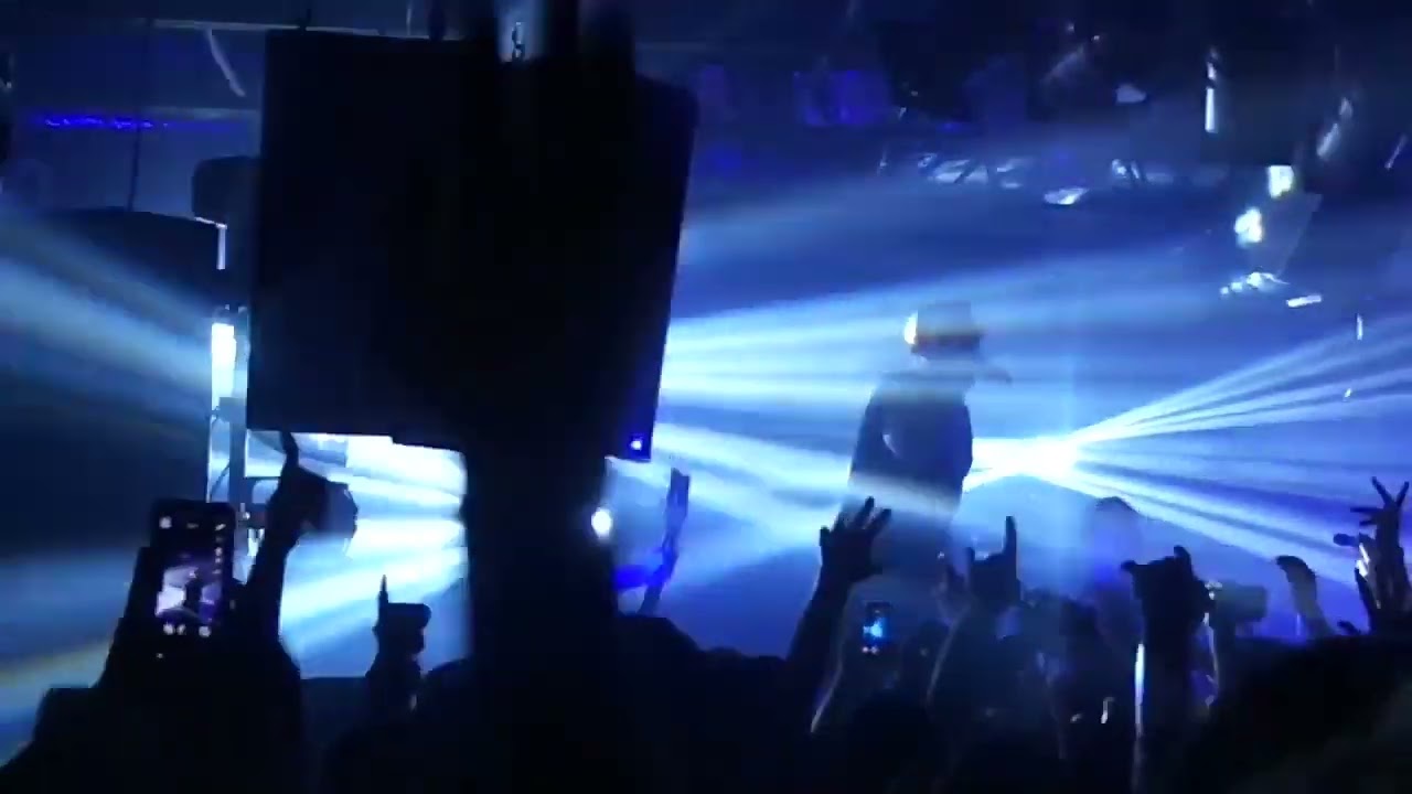 Asking Alexandria - Welcome & Closure (Live at Upstate Concert Hall, Albany, NY) 2014