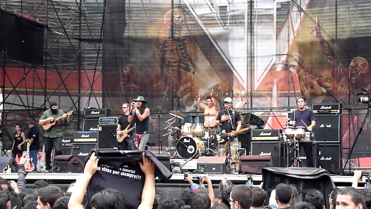 Maquina - Moliendo Cafe (En Vivo)