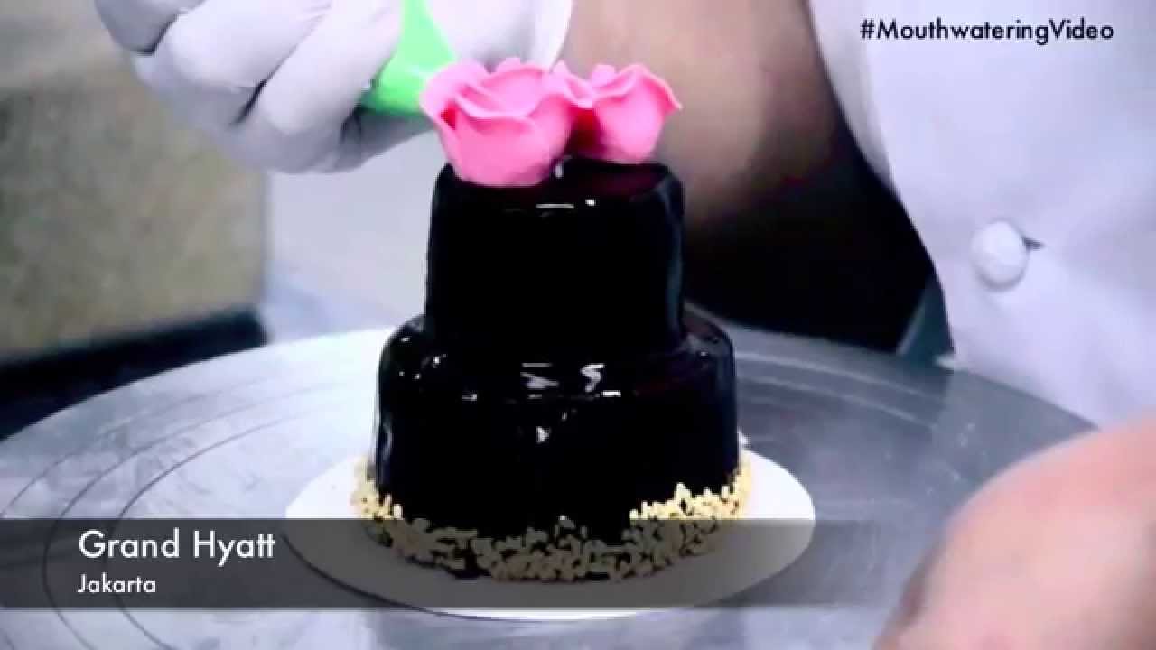 Mouthwatering Mini Wedding Cake @ Grand Hyatt Jakarta