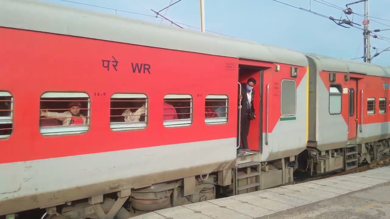 Recent/Latest  #19325 / Indore-Amritsar Express