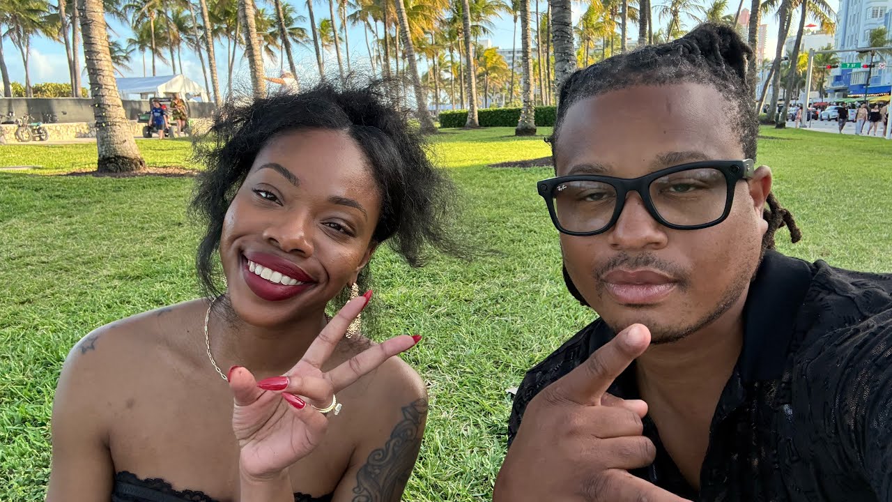 I met a chocolate 🍫 bunny on Miami Beach