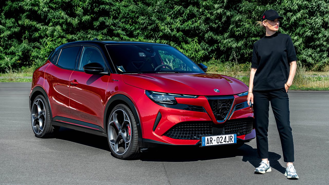 Alfa Romeo Junior Veloce 2024 I 282 PS auf der Teststrecke