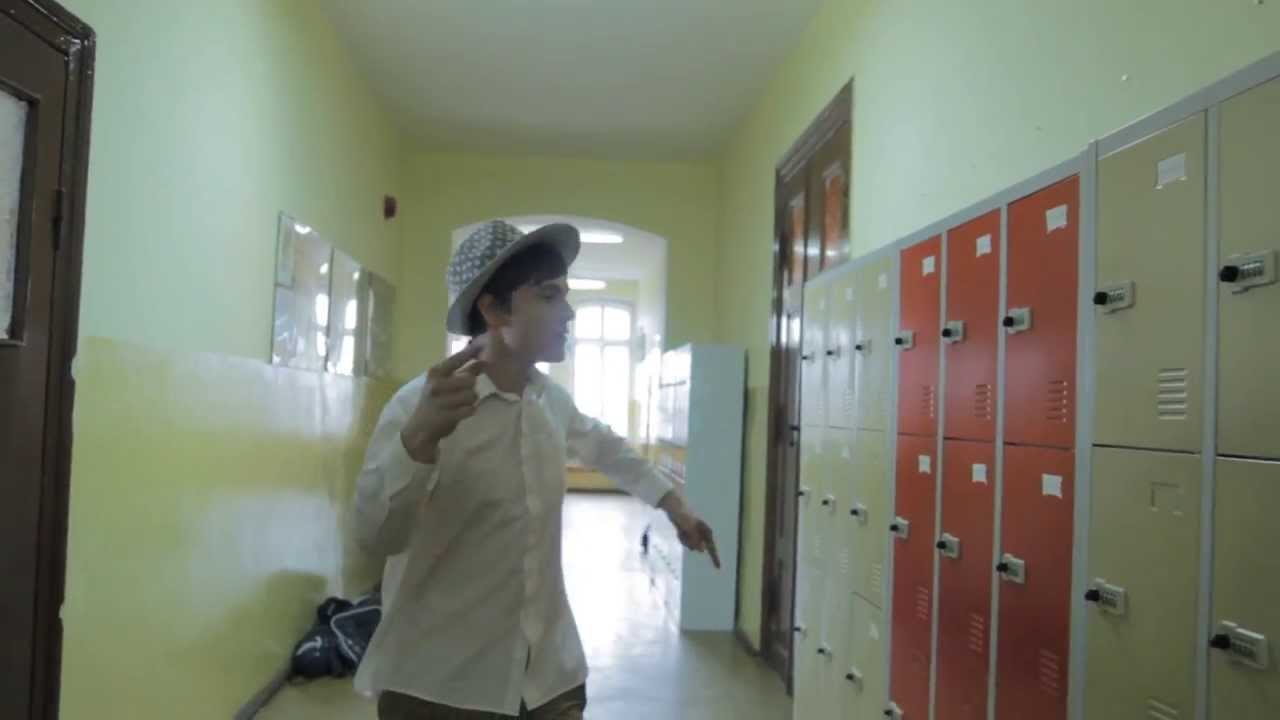 Pharrell Williams - Happy (LO I GIMNAZJUM IM. PRZEMYSŁAWA II IS ALSO HAPPY)