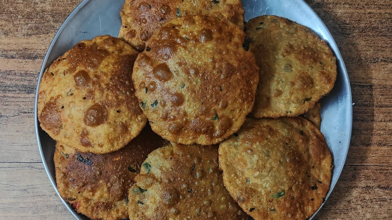 मसालेदार उड़द दाल की खस्ता कचौड़ी Masala Kachuri #kachori #khastapuri