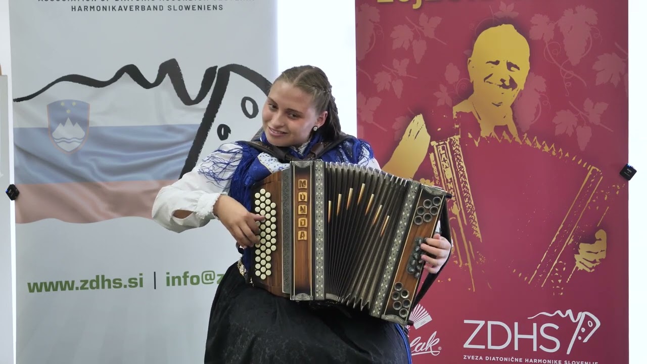 Alina Mrak  (Glasbena šola Rošer) Pri dobri kapljici - Lojze Slak