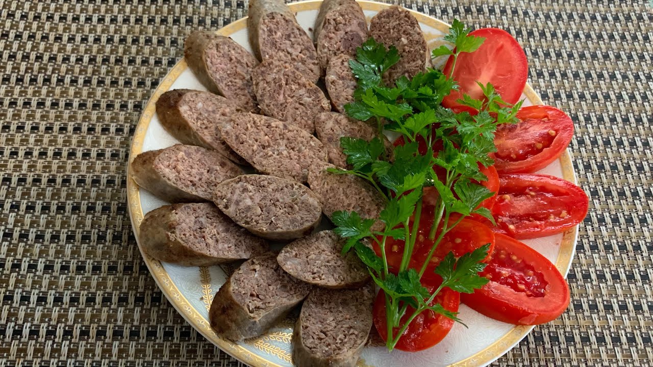 Домашня ліверна ковбаска  .Смачненькі  ліверні сардельки.