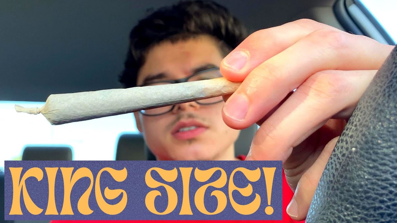 How to Roll a KING Size Joint (4/20 SMOKE SESH!!)