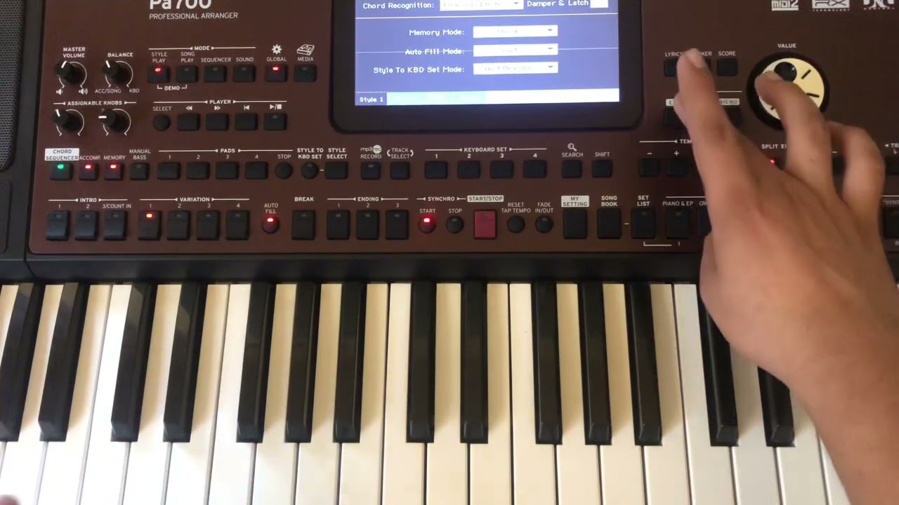 como hacer un acorde con un solo dedo en acompañamiento (principiantes) Korg Pa700