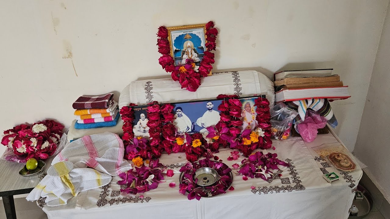 🙏गुरु मोहि लेओ आज अपनाई।🙏सतगुरु राधास्वामी साहेब जी की बाणी🙏