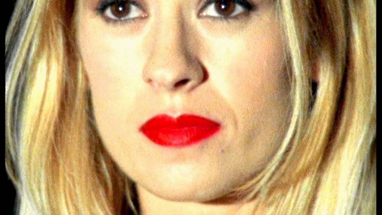 Rebeca - Eu não sou ela (Official Video)