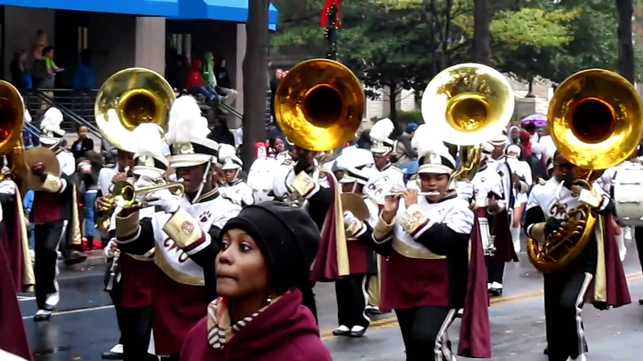 Charlotte Thanksgiving Carrousel Parade 2010 #12