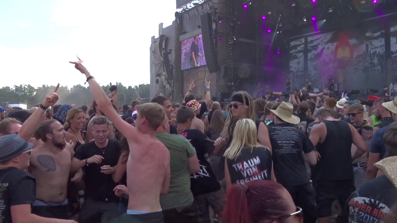 MAH06137 Betontod ich nehme dich mit am Moshpit