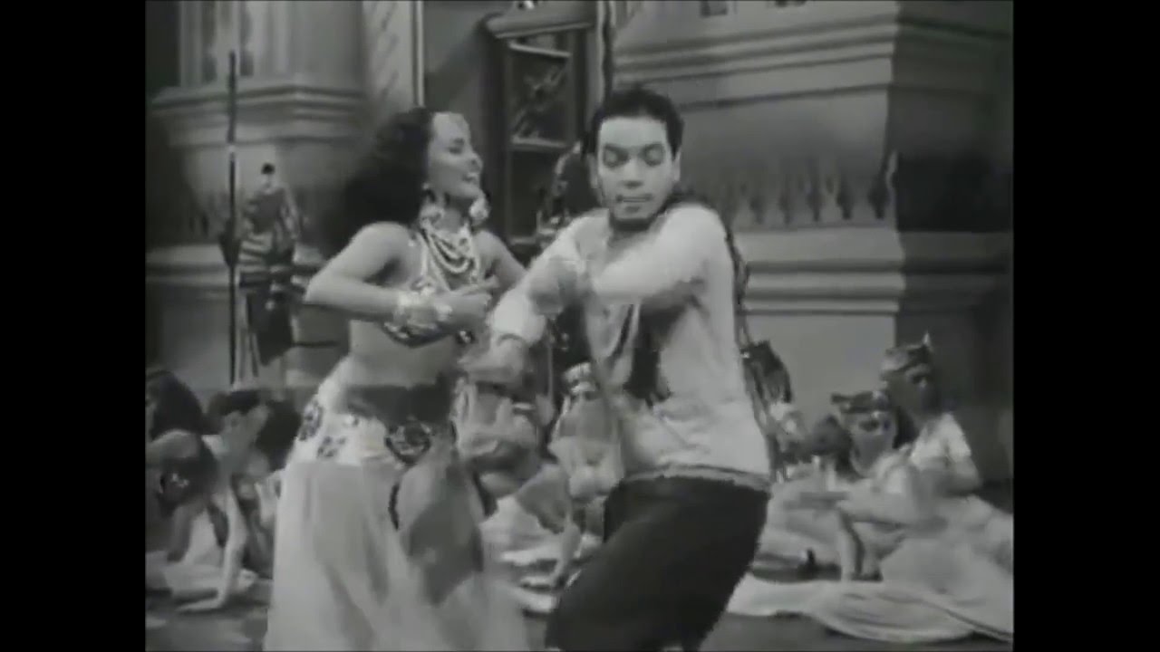 CANTINFLAS BAILANDO "LA CHIRIMOYA"