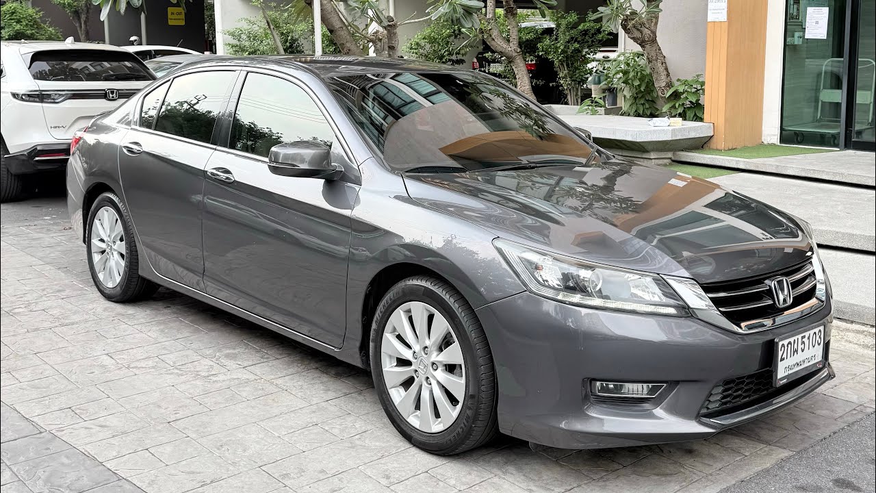รีวิว 2013 Honda Accord G9 2.0 น๊อตไม่ขยับ สภาพป้ายแดง