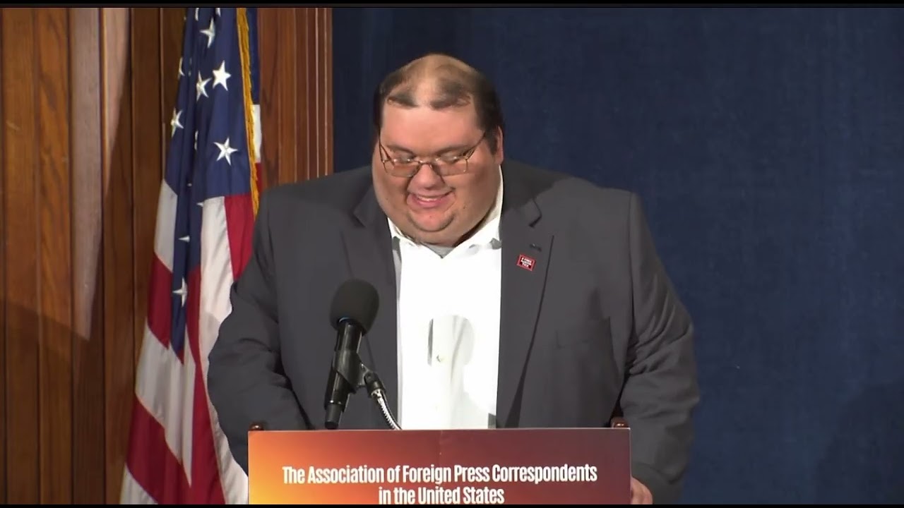 Mike Balsamo, President of the National Press Club addresses AFPC-USA Foreign Press Awards 2025