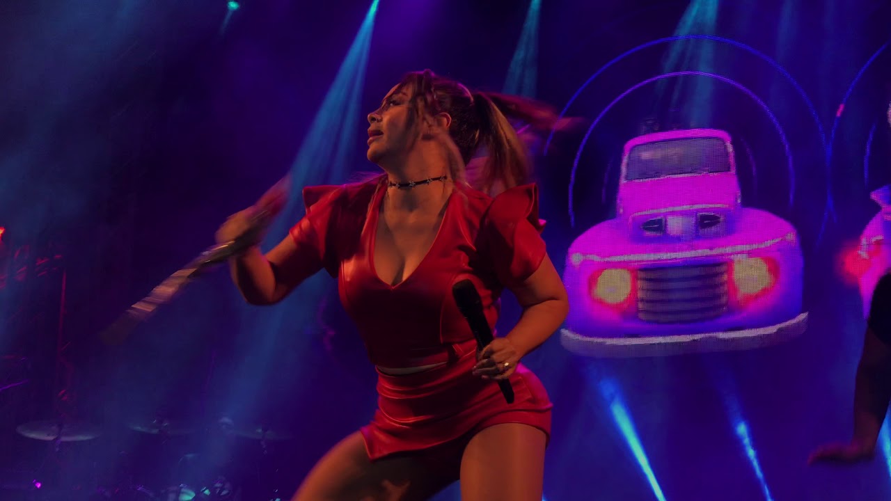 Márcia Fellipe - Vai Descendo | Ao vivo em Arapiraca-AL 28/09/18 #FarraChique