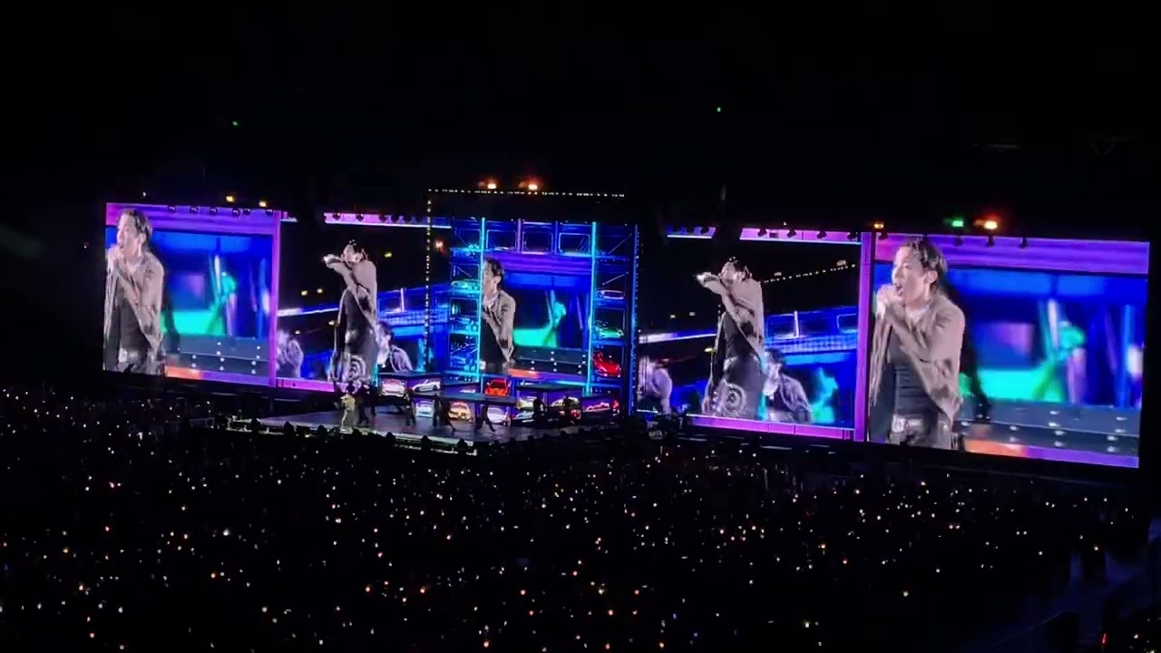 BTS J-HOPE ‘CHICKEN NOODLE SOUP ft. Becky G’ LIVE at BMO STADIUM 4.4.25 HOPE ON THE STAGE LA