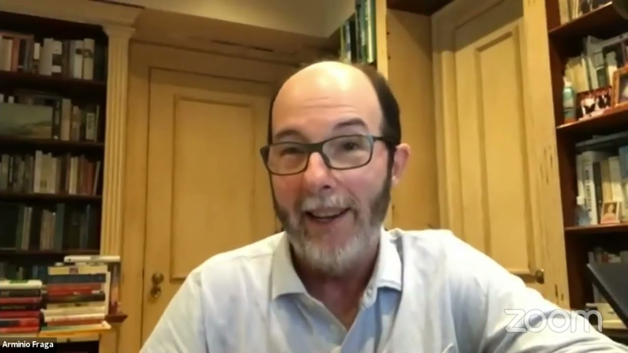 Vis&otilde;es sobre a MMT: Arm&iacute;nio Fraga, Zeina Latif e Andr&eacute; Lara Resende