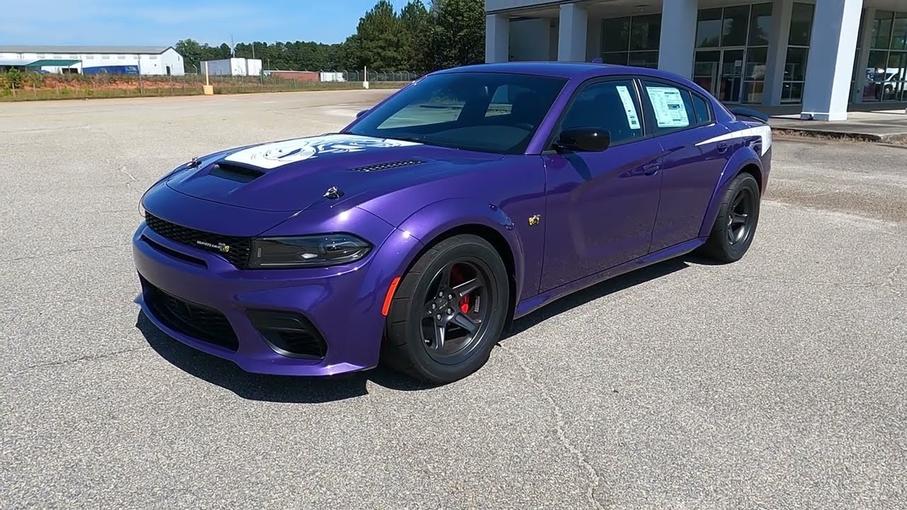 Dodge Charger Super Bee Widebody 2023 года