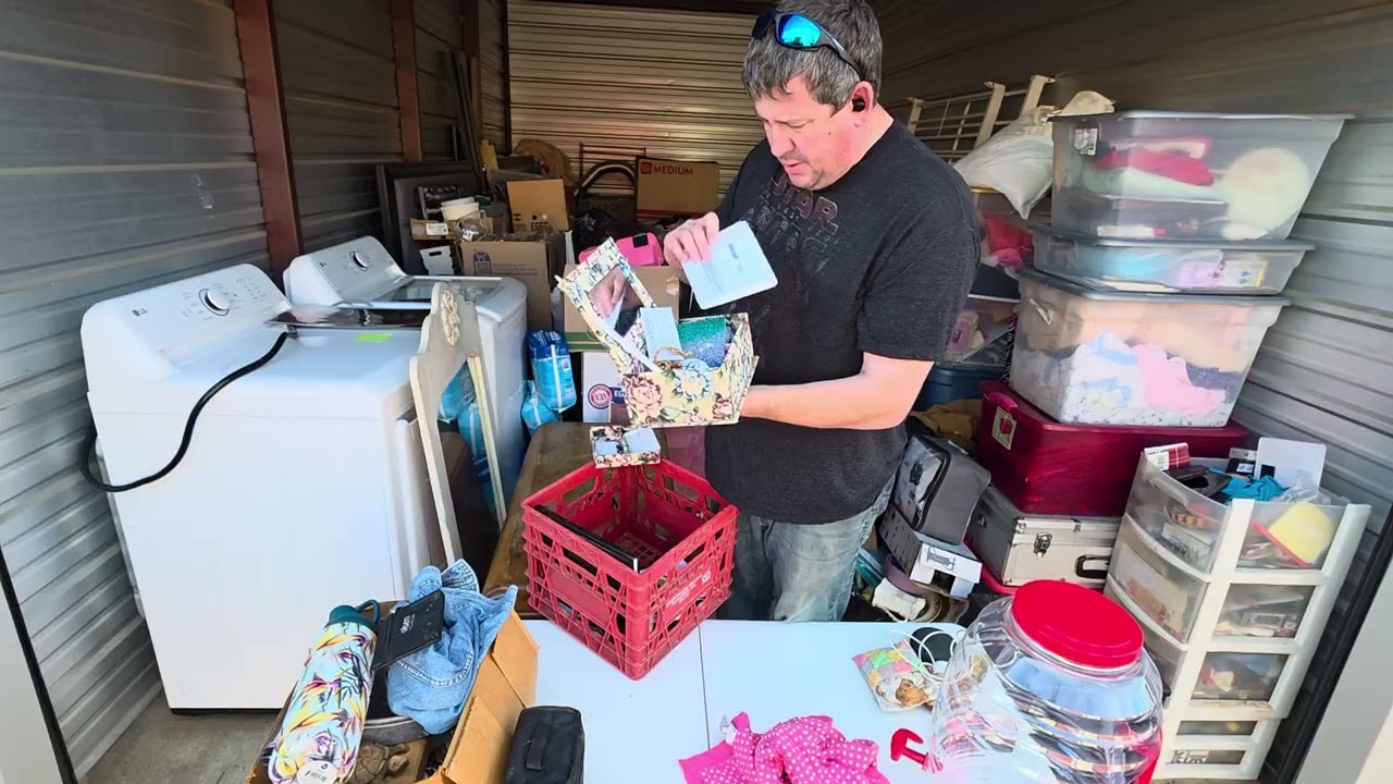 🔥FIRST EVER ABANDONED STORAGE UNIT UNBOXING! 😱 Part 1 #mystery #live #treasure #hunting #hiddengems 