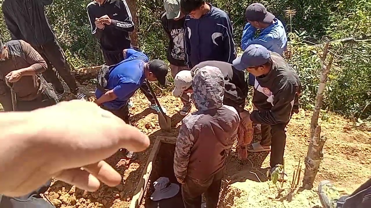 Thalai thlan laih tlawmngaihna hi a van hlu tak em  mizo ni a nuam thin ee
