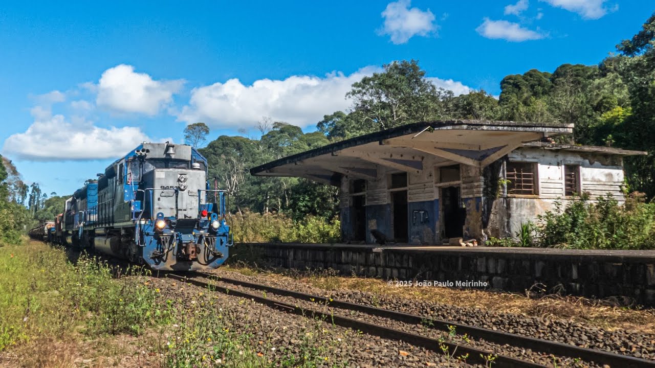 ÚLTIMO TREM DA RUMO NO TPS DE 2025 PASSANDO NA ESTAÇÃO DE CAPITÃO SOTER - PAPANDUVA-SC 