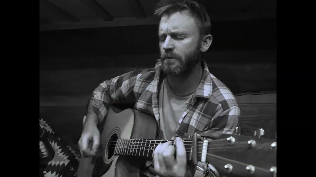 The Vampyre of Time and Memory - Queens of the Stone Age Acoustic Cover