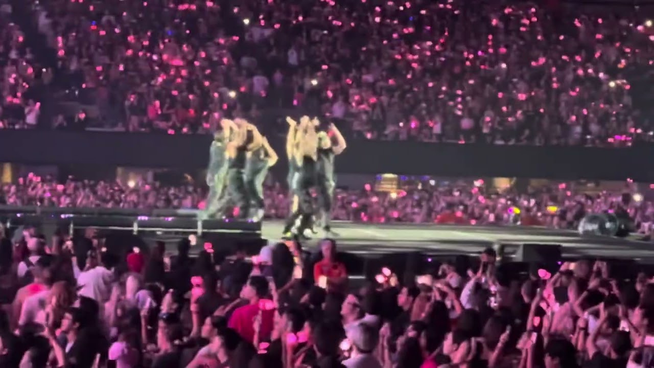 Blackpink New Jersey Jisso All eyes on me