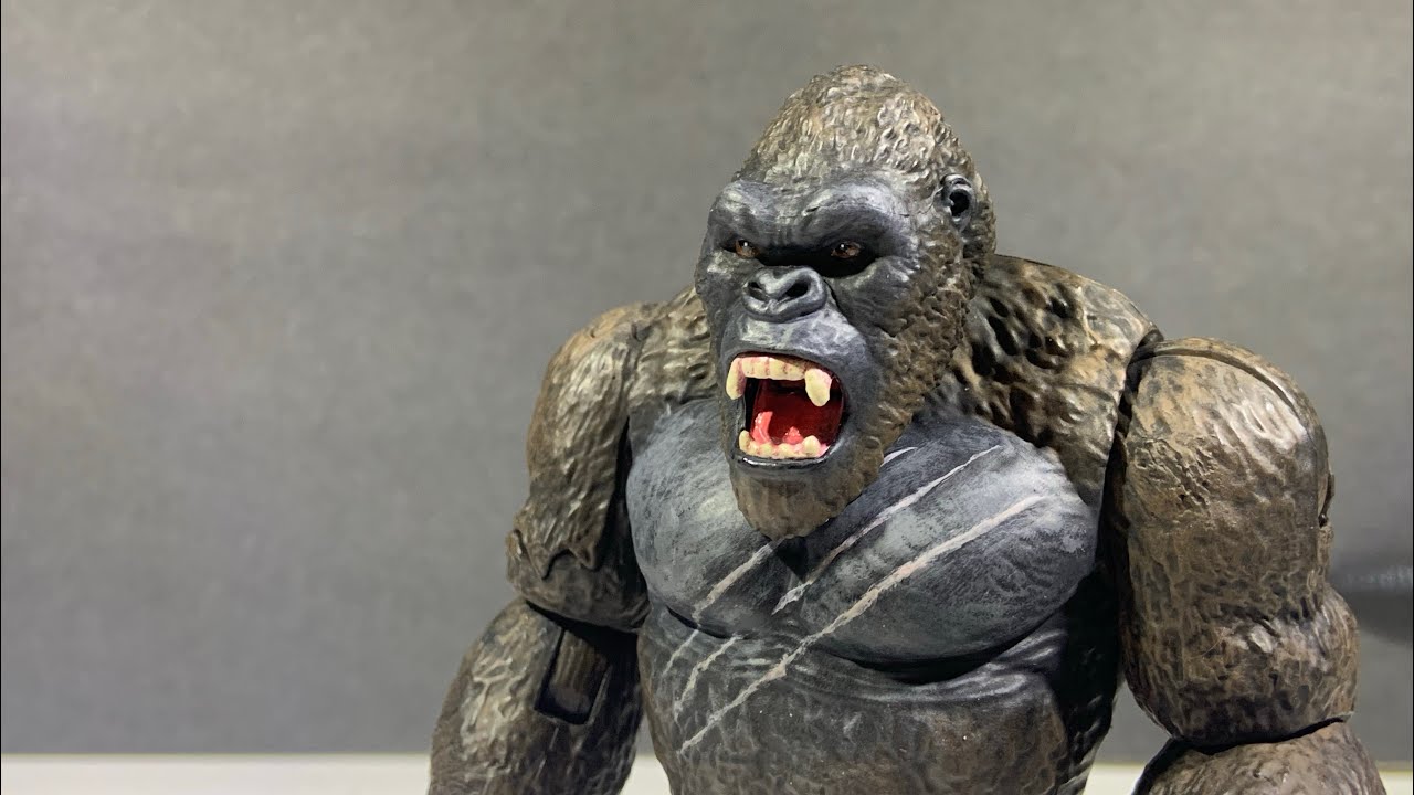 Custom Figure: Playmates Kong 2021 Repaint.