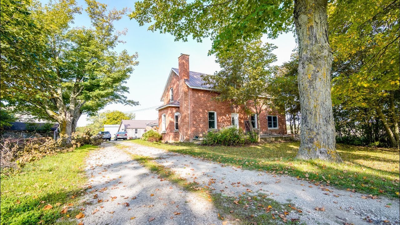 Renovated Farm House with Hundreds of Acres for Sale - 330160 Georgian Range Road