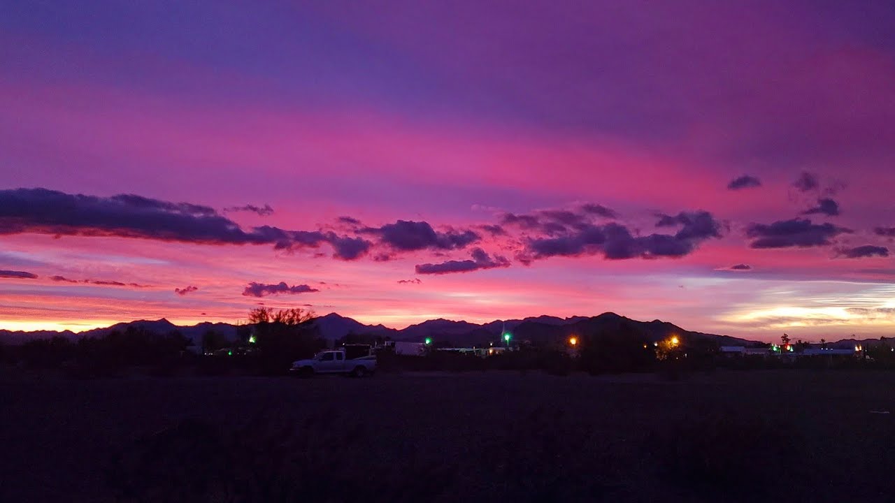 Solo Female VanLife In The Desert | Back in Quartzsite for New Years 2023!