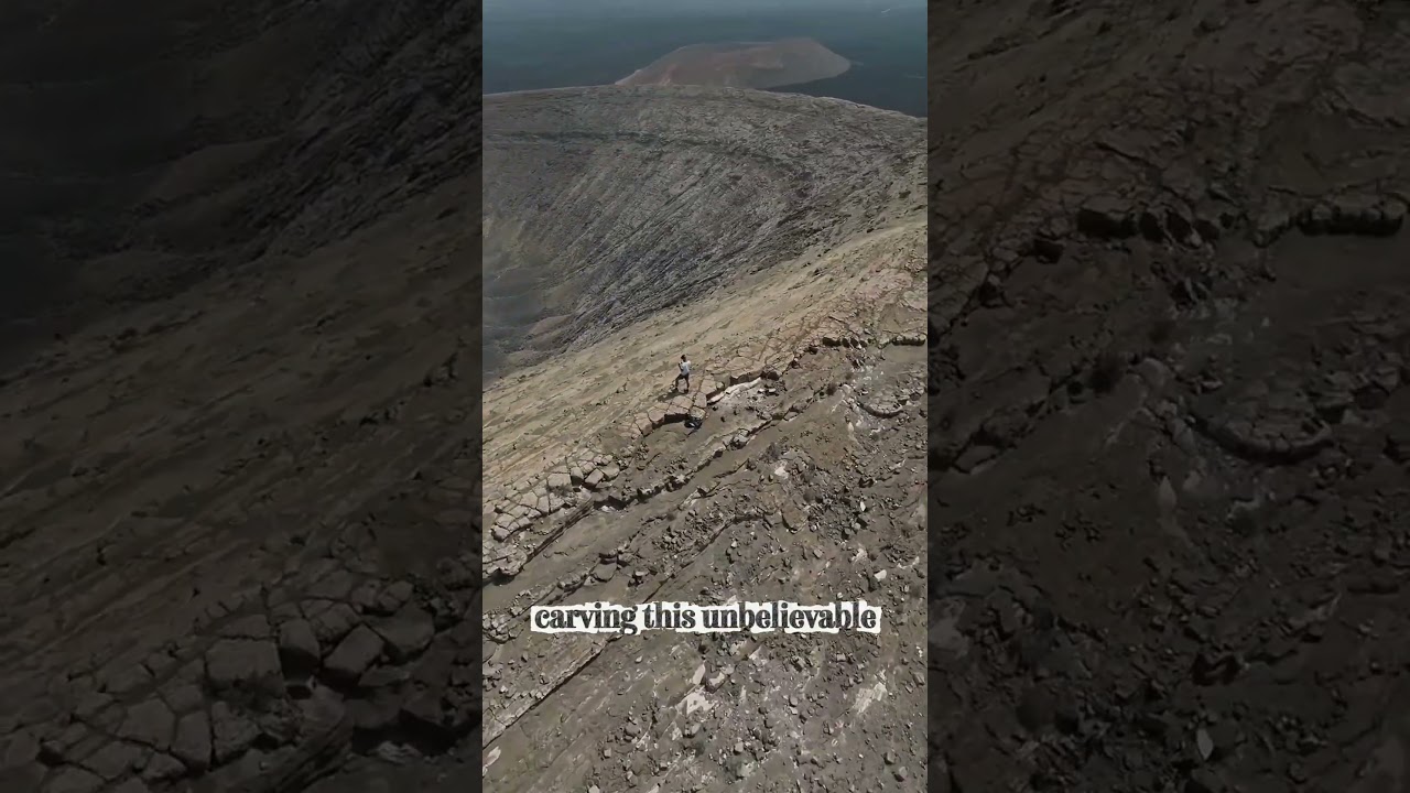 World&rsquo;s Biggest Crater in Mexico 🌎🔥 Would You Dare to Visit?