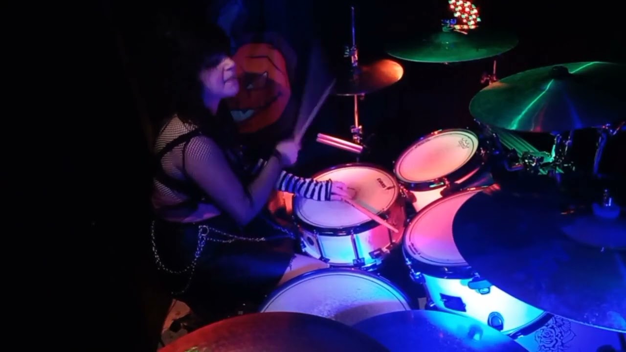 TITTI 🎃 • Summerdsad 4 - La Sad ft Naska • Drumcover