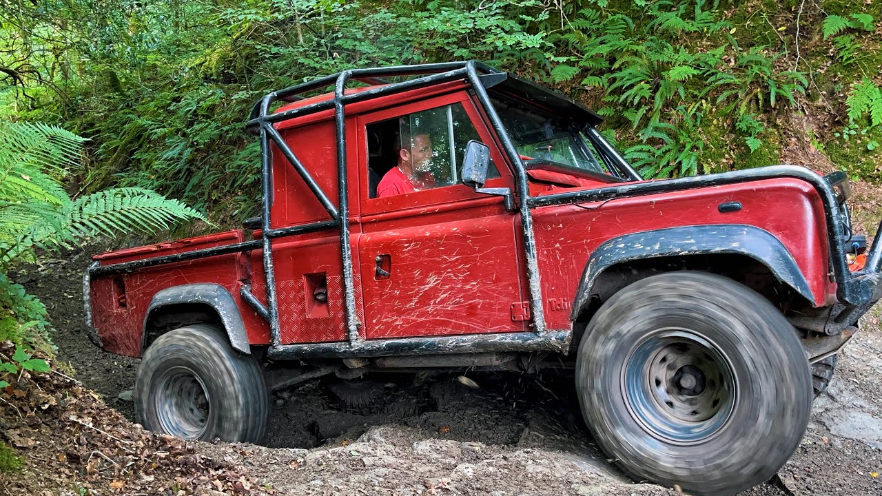 BRUTAL UK Off-Roading!! Pink Panther Green Lane