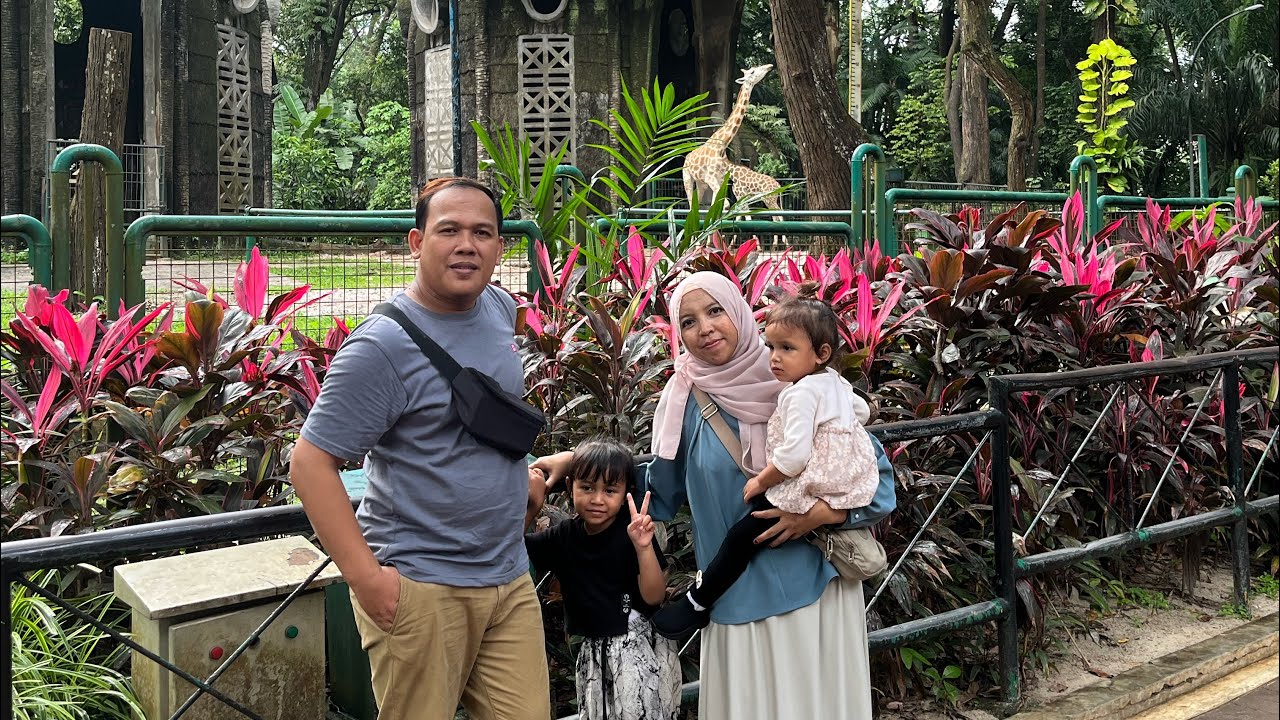Tamasya di Ragunan zoo | Holiday murah di Jakarta