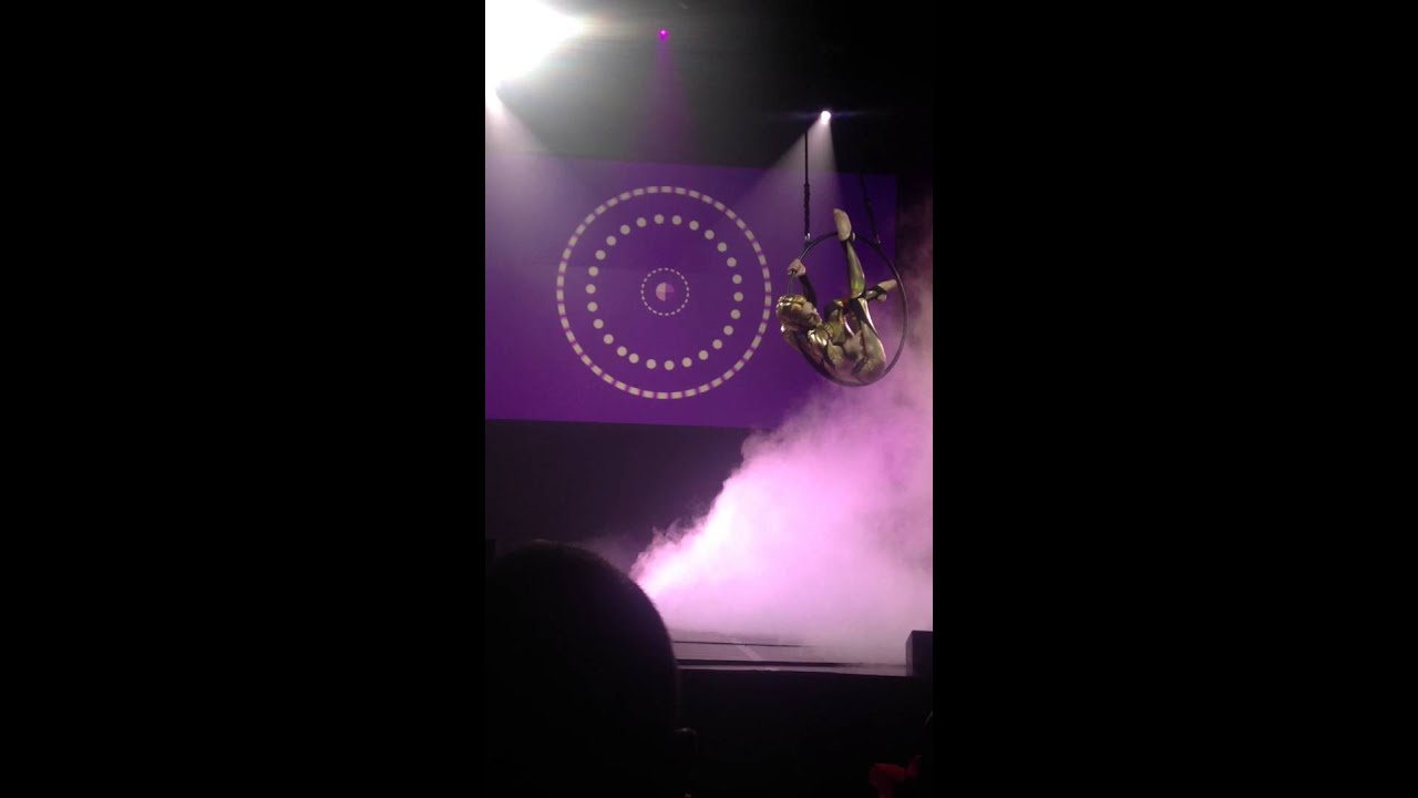 Violet Chachki aerial performance #RupaulBOTS Antwerp (17/03/16)
