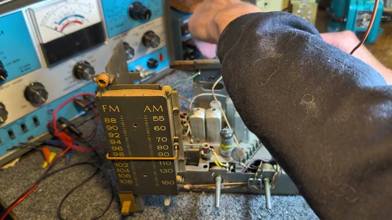 Zenith AM/FM 7NO7 шасси