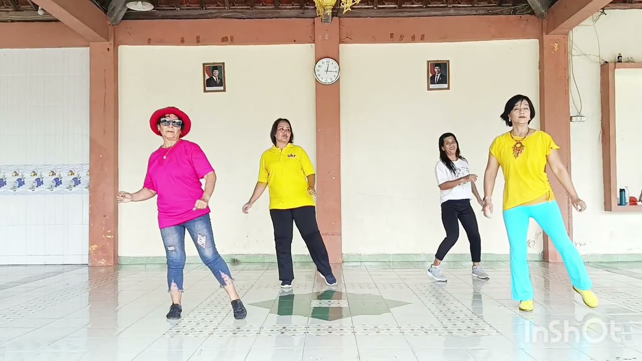 Baby Bola Bola - Line Dance / Choreo by Asbarebare & Lieta Monita /Beginner