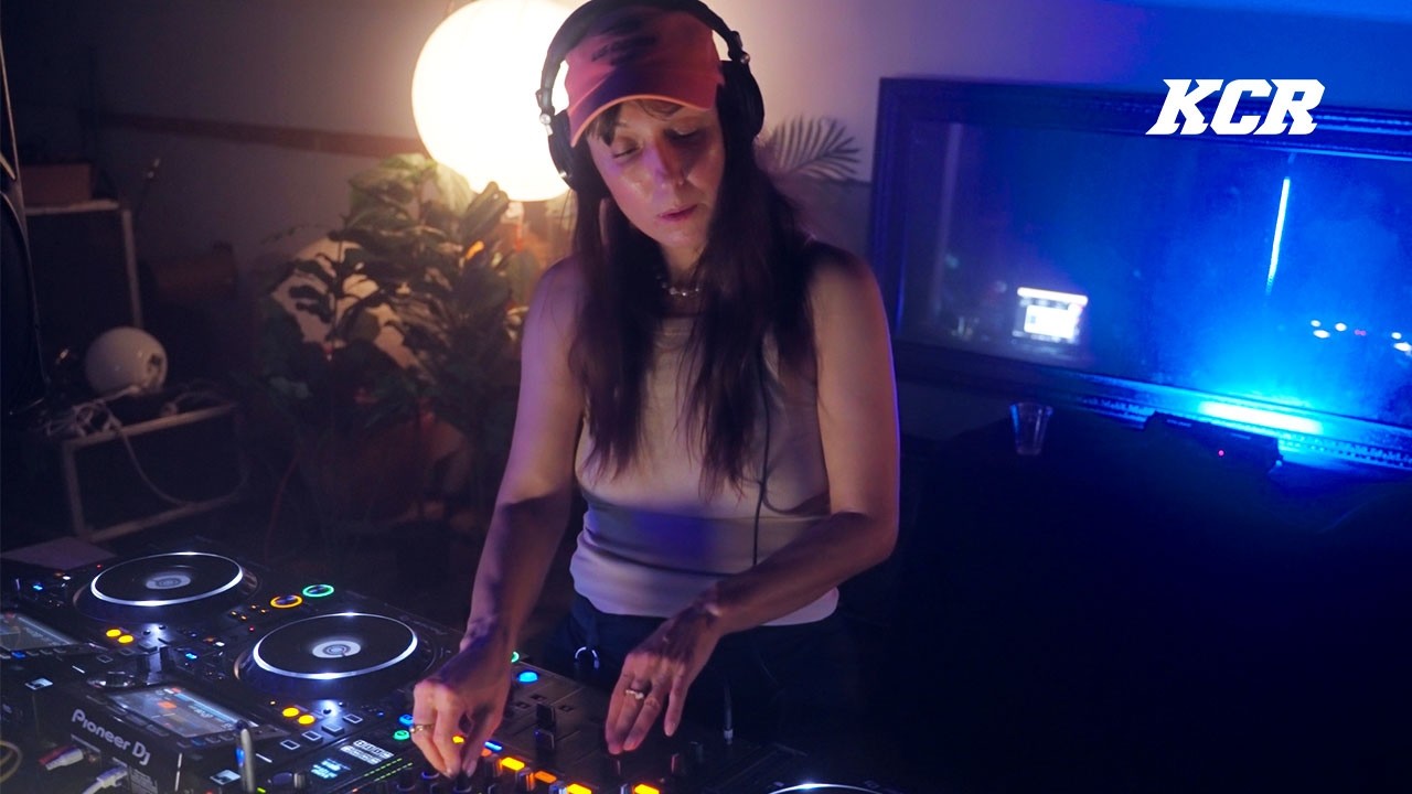 Boo Lean's DJ Mix @ KCR's GULI in Los Angeles x Deep Fried