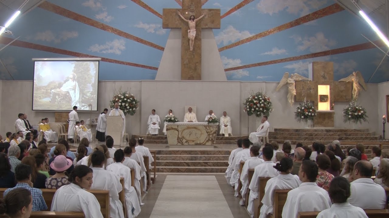 PARROQUIA CRISTO MISIONERO Consagración nuevo Altar