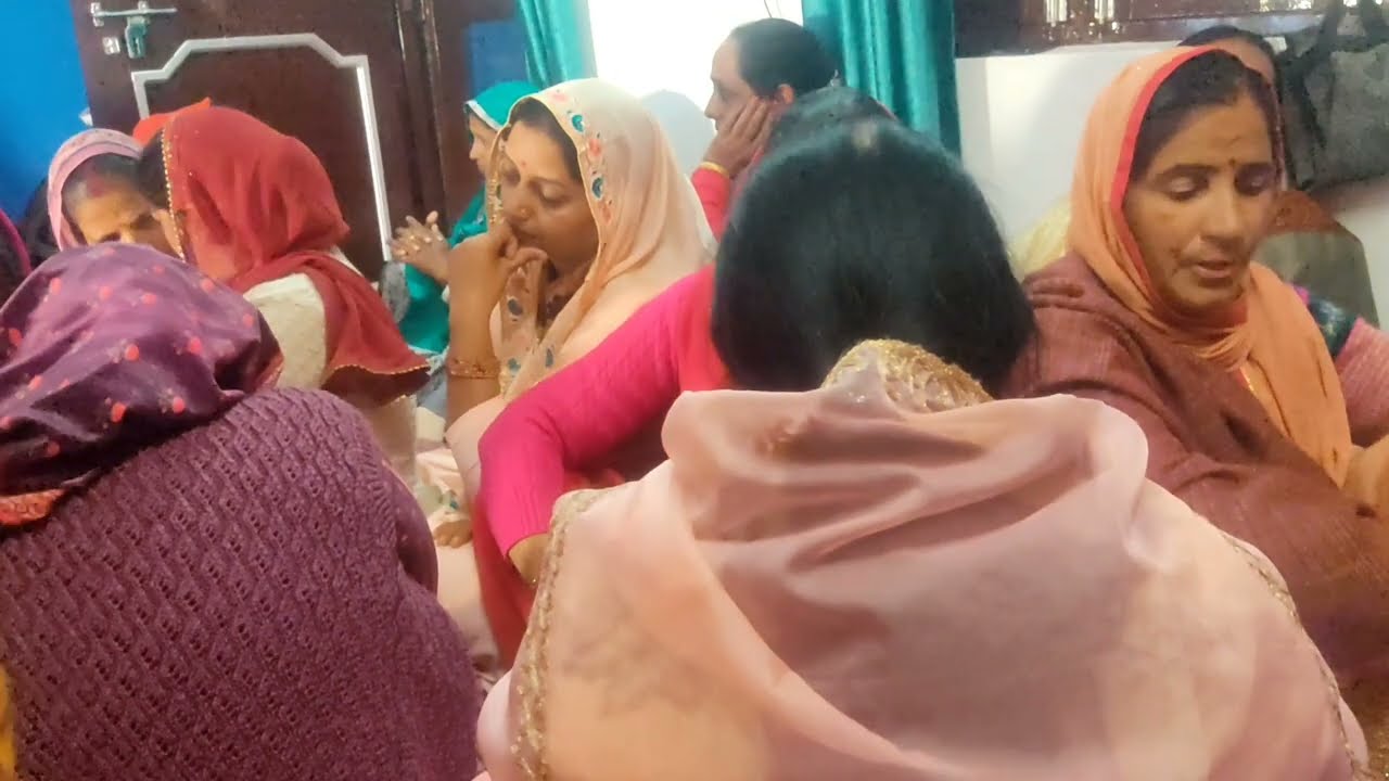 सोणा जेया  बंगला सजा दे मेरे पिता जी || हिमाचली सुहाग गीत ||