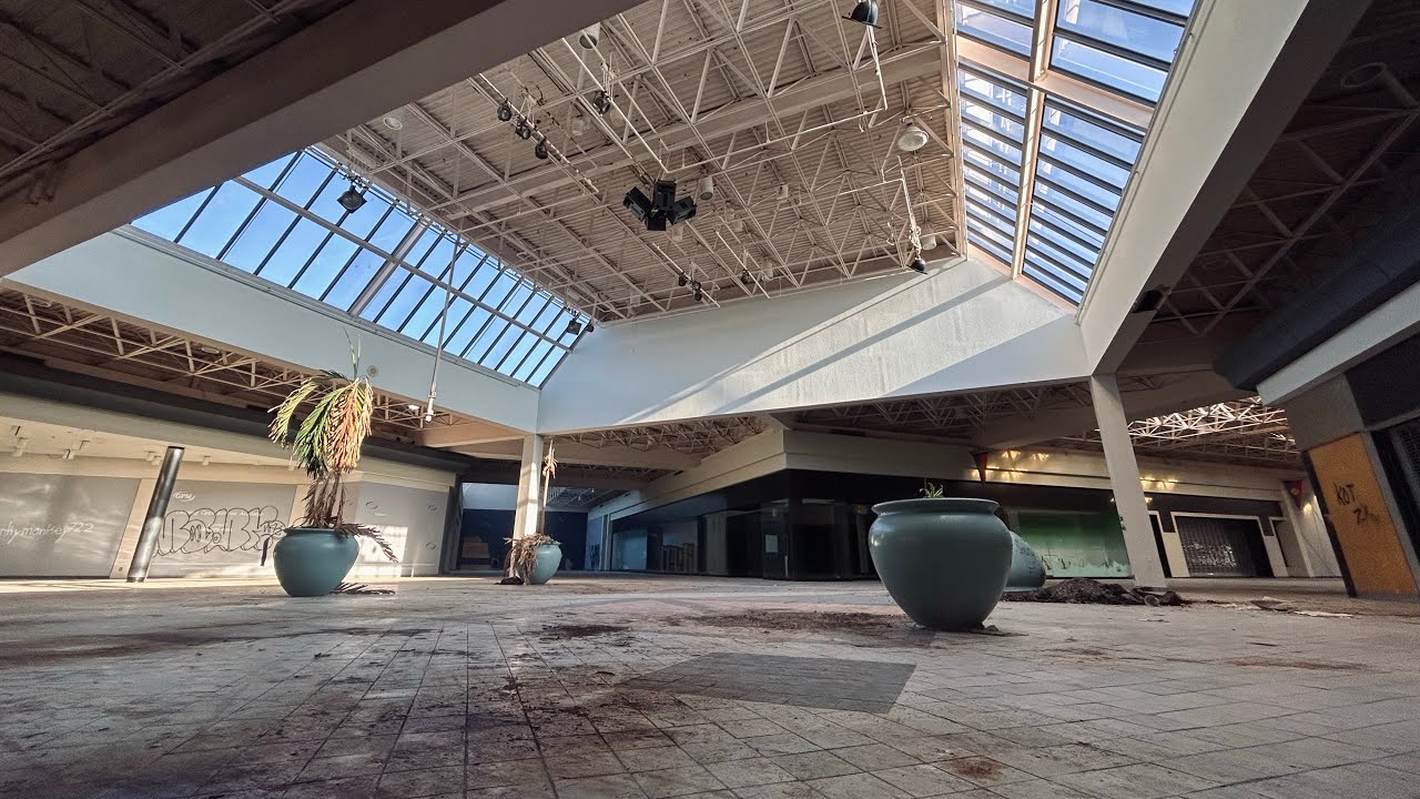 Greenspoint Mall: My Fifth Visit