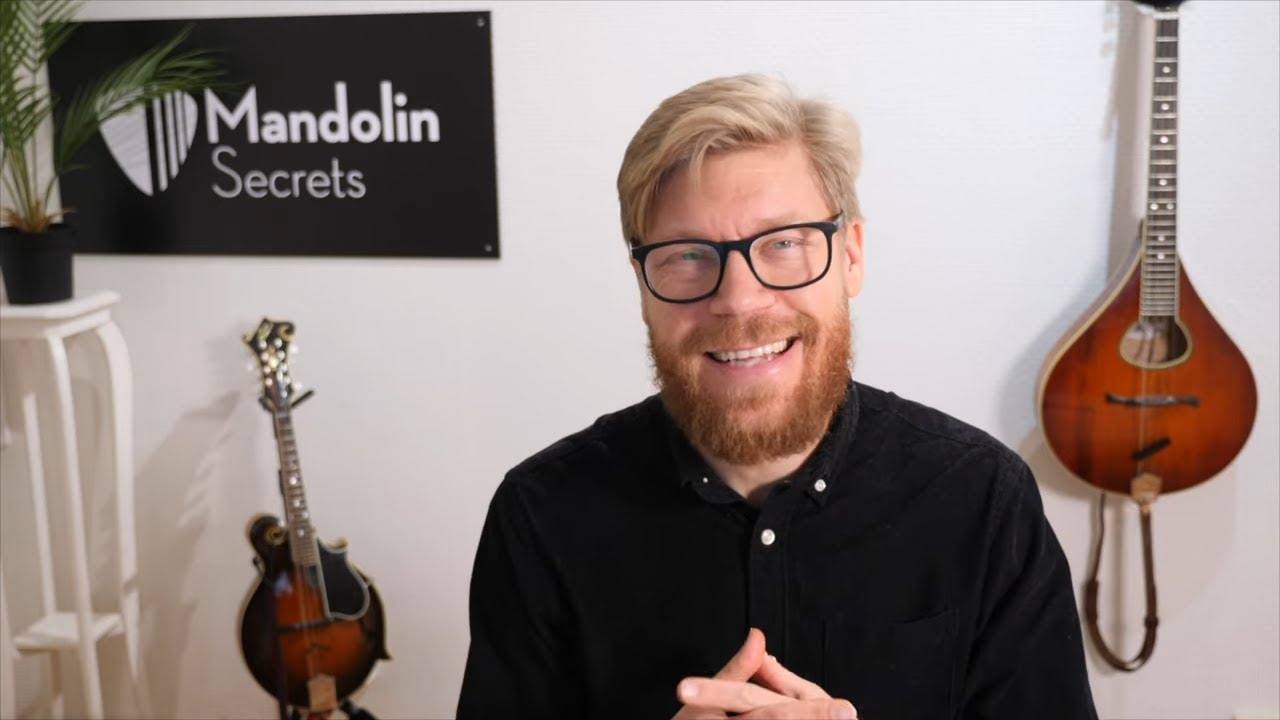 3 Reasons to Play The Octave Mandolin with Magnus Zetterlund - Mandolin Masterclass
