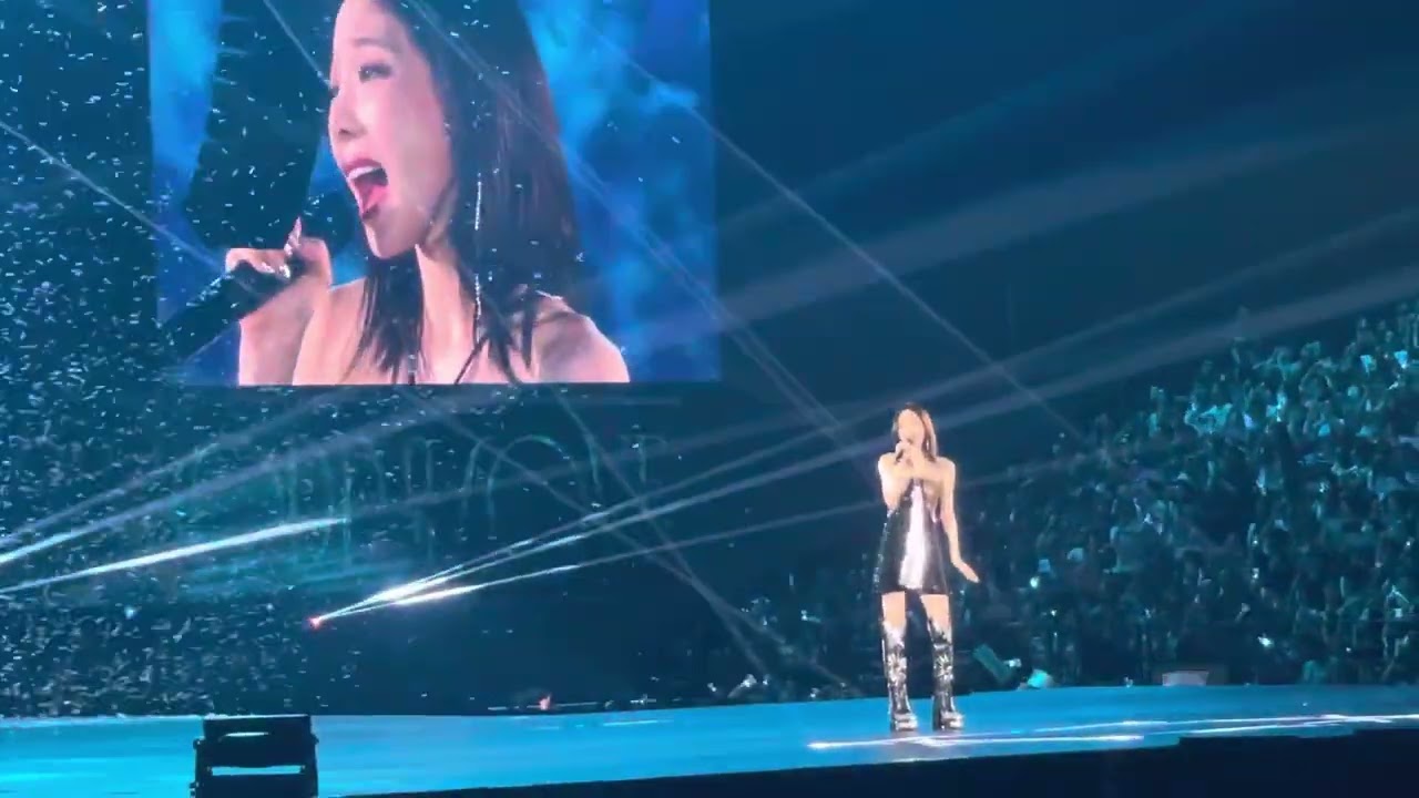 230610 I @ Taeyeon Concert - The Odd Of Love in Hong Kong