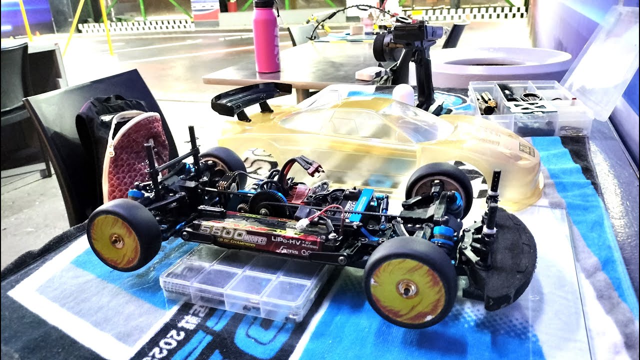 Tamiya TA08Pro vs TT01