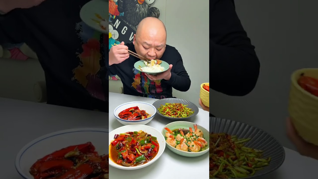 吃饭了 今天的篱蒿炒腊肉真下饭