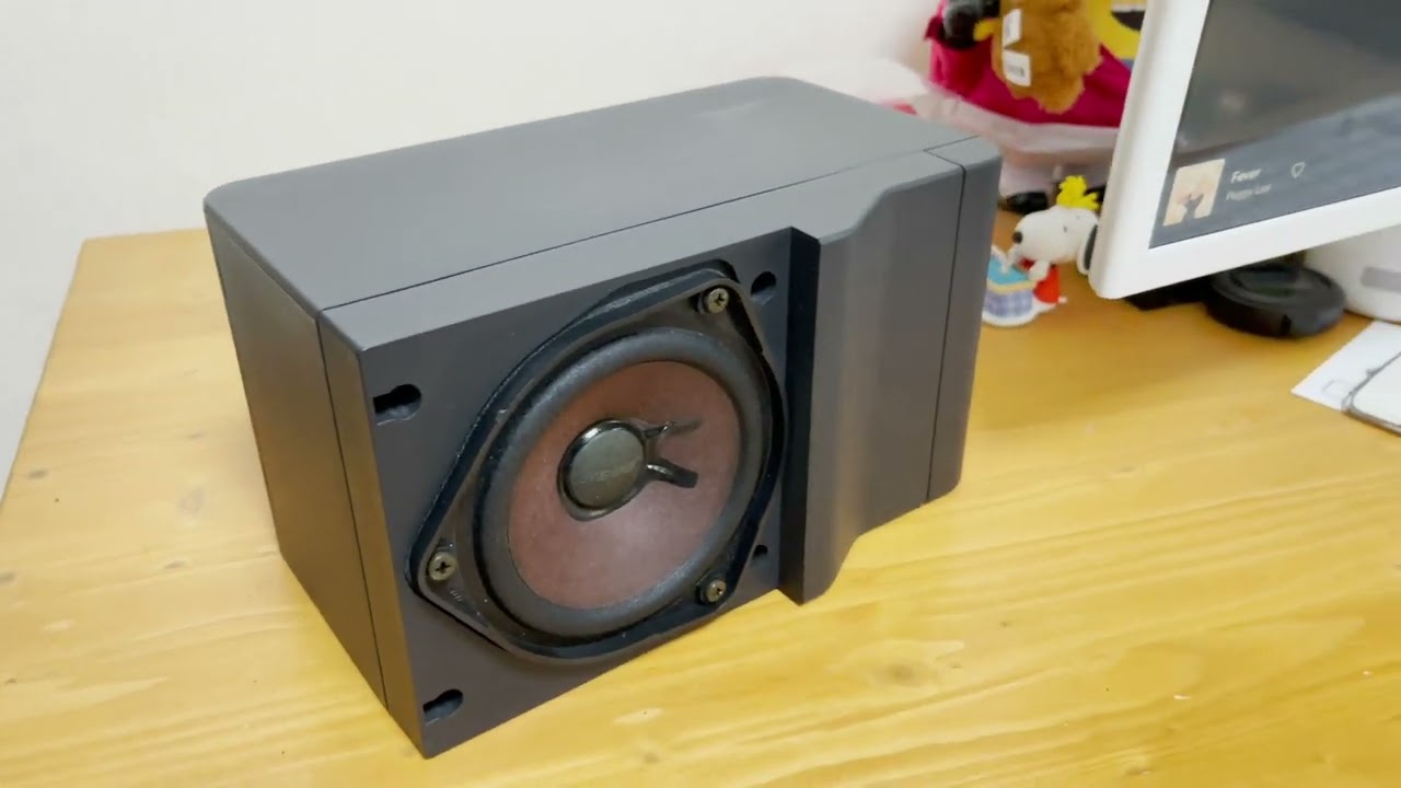 보스 BOSE 의 또 다른 인기 모델 101 이탈리아노 그 소리는? . Another popular model of BOSE 101 Italiano. The sound ?