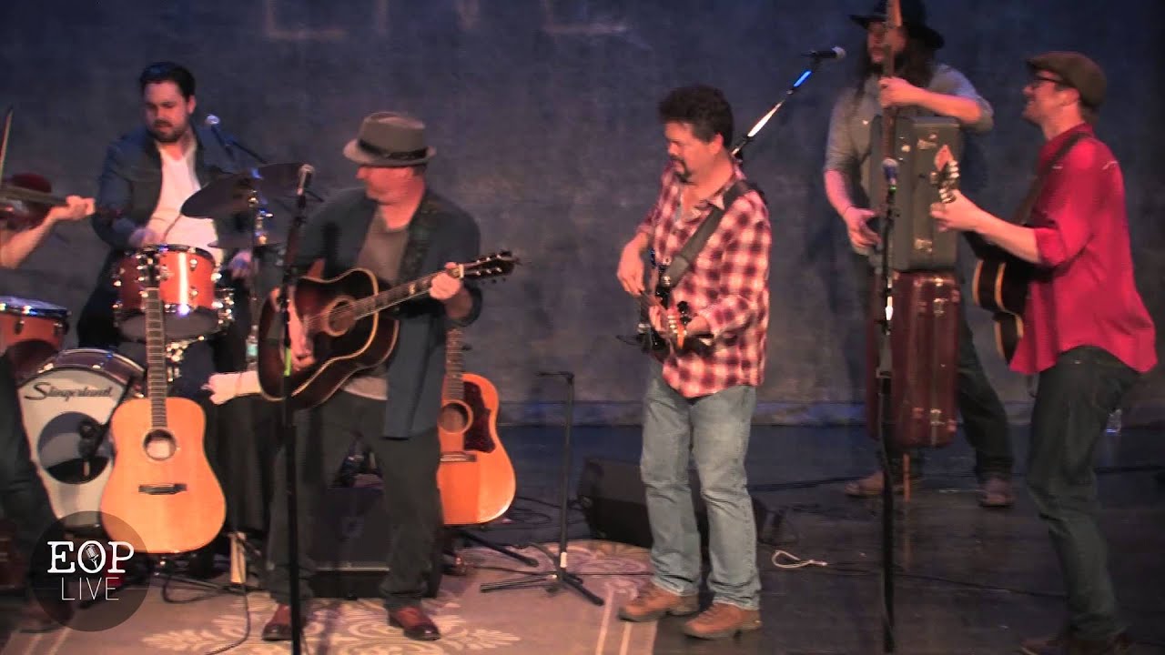 Shawn Mullins w/ The Mulligan Brothers 